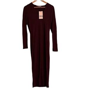 NWT Zara Form Fitting Long Sleeve V-neck Dress.  Size Medium.  Red/Brown
